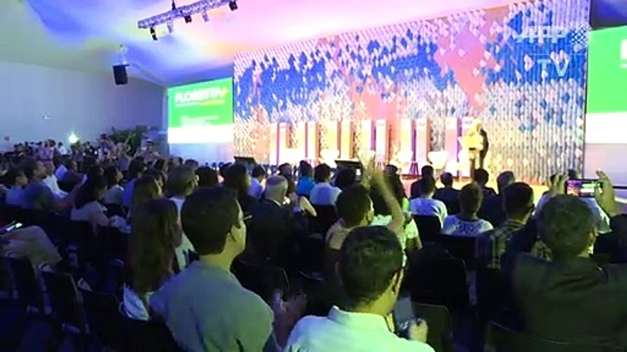 Secretário do Meio Ambiente vaiado em Salvador