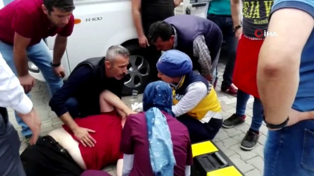 Dili boğazına kaçan çocuk ölümden döndü