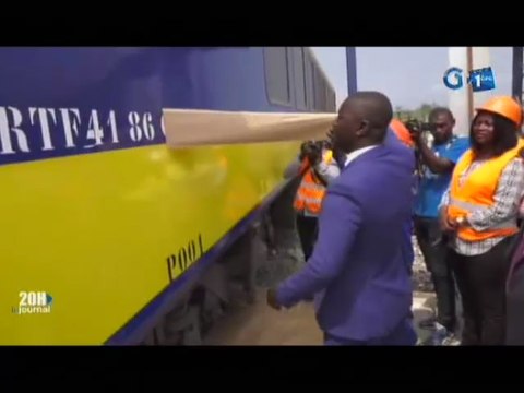 RTG/Le Ministre des transports a procédé à l’immatriculation du premier véhicule ferroviaire