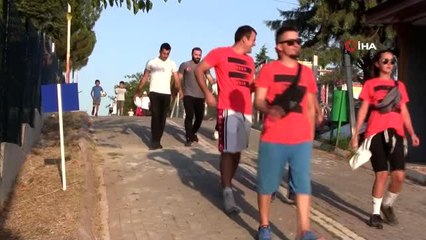 Sağlık için her gün 10 bin adım atıyorlar