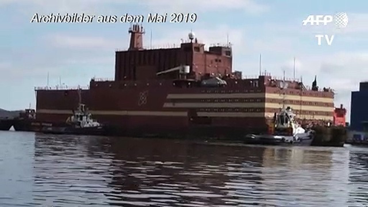 Russland stellt schwimmendes atomkaftwerk in dienst
