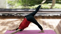 पीठ और कंधे पर जमा फैट को दूर करेगा ये योगासन  | Yoga for Shoulder and Back Fat | Boldsky