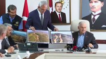 Binali Yıldırım: ''İzmir halkının kafasındaki yangın ile ilgili şüpheleri kaldırmak için geldik'' - İZMİR