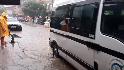 Ünye'de şiddetli yağış