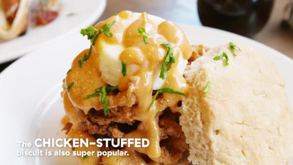 This Chicken Restaurant Features More Than 1,000 Animatronic Chickens