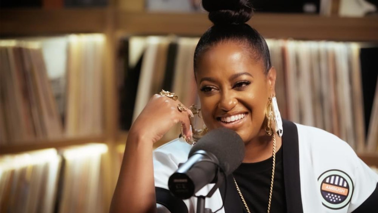 Rapsody Explains Why She’s Not A “Female MC” & Raps A Lauryn Hill Verse | For The Record
