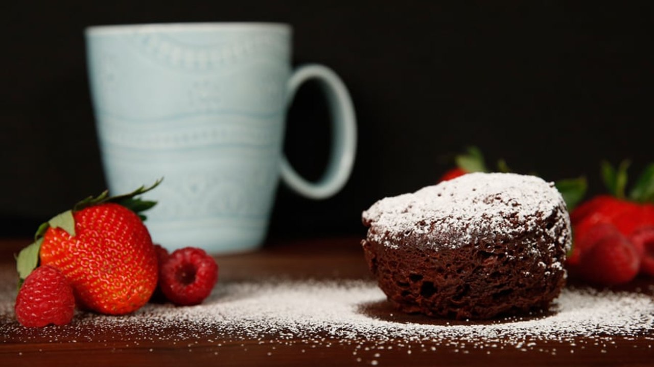 Microwave Flourless Chocolate Mug Cakes