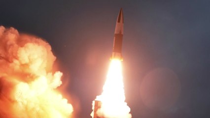 北, 단거리 탄도미사일 2발 발사...'신형무기' 가능성 / YTN