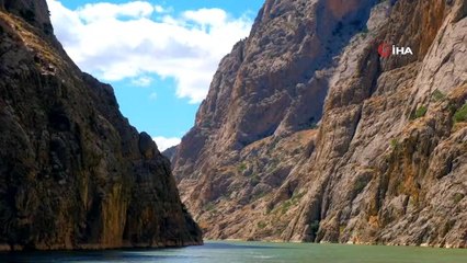 Adrenalin doğa sporlarının başkenti Kemaliye'de çekilen görüntüler beğeniye sunuld