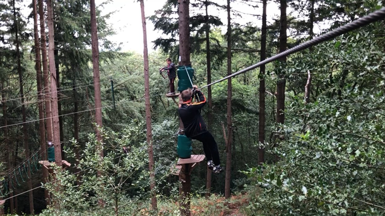 Découvrir la Suisse normande avec l’accrobranche