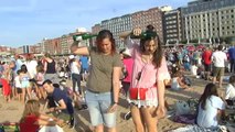 Gijón bate el récord de escanciado simultáneo con 9.721 'culines'