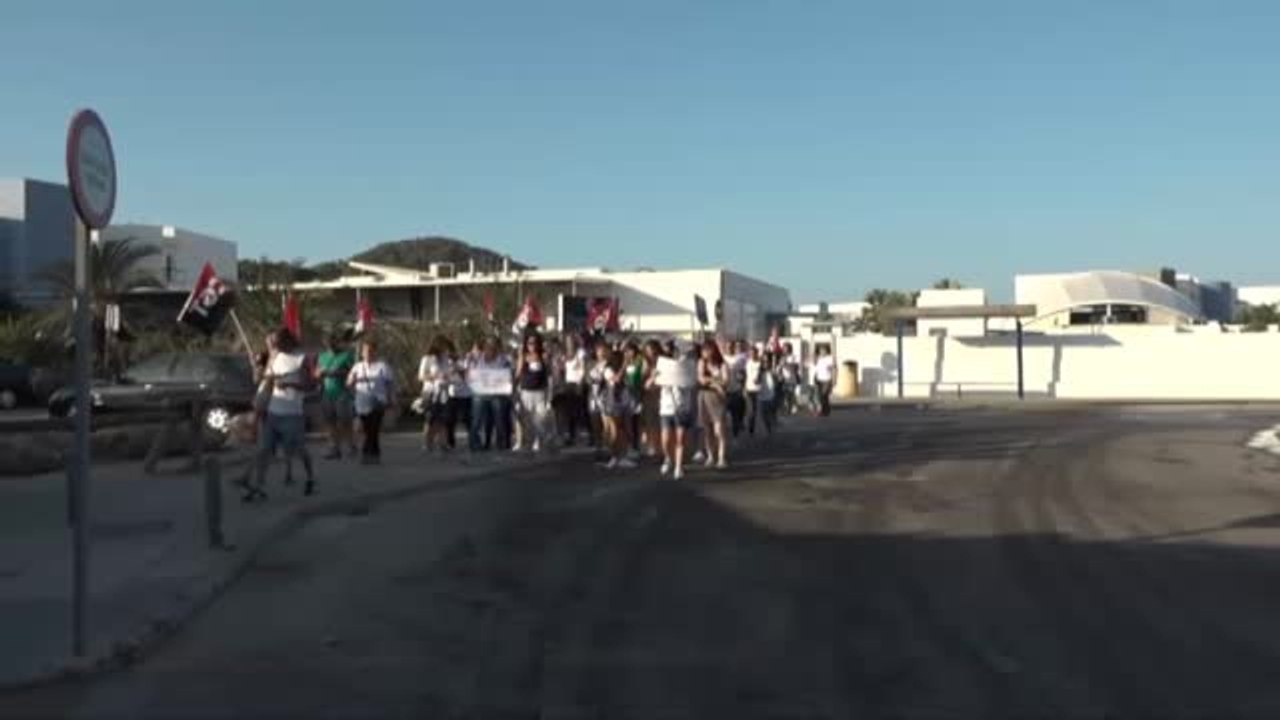Arranca la huelga de las Kellys de Ibiza y Form...