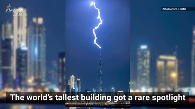 Amazing! Trio of Lightning Bolts Strike World’s Tallest Building