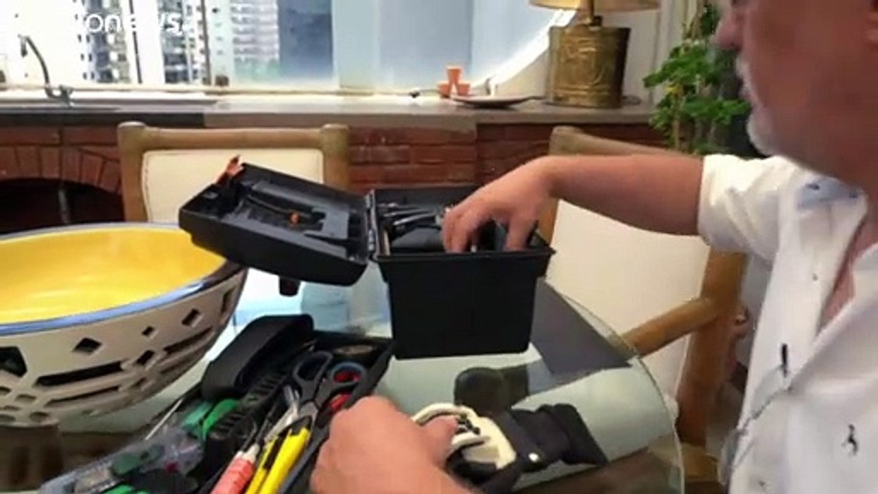 'Magische Handschuhe': Pianist spielt wieder