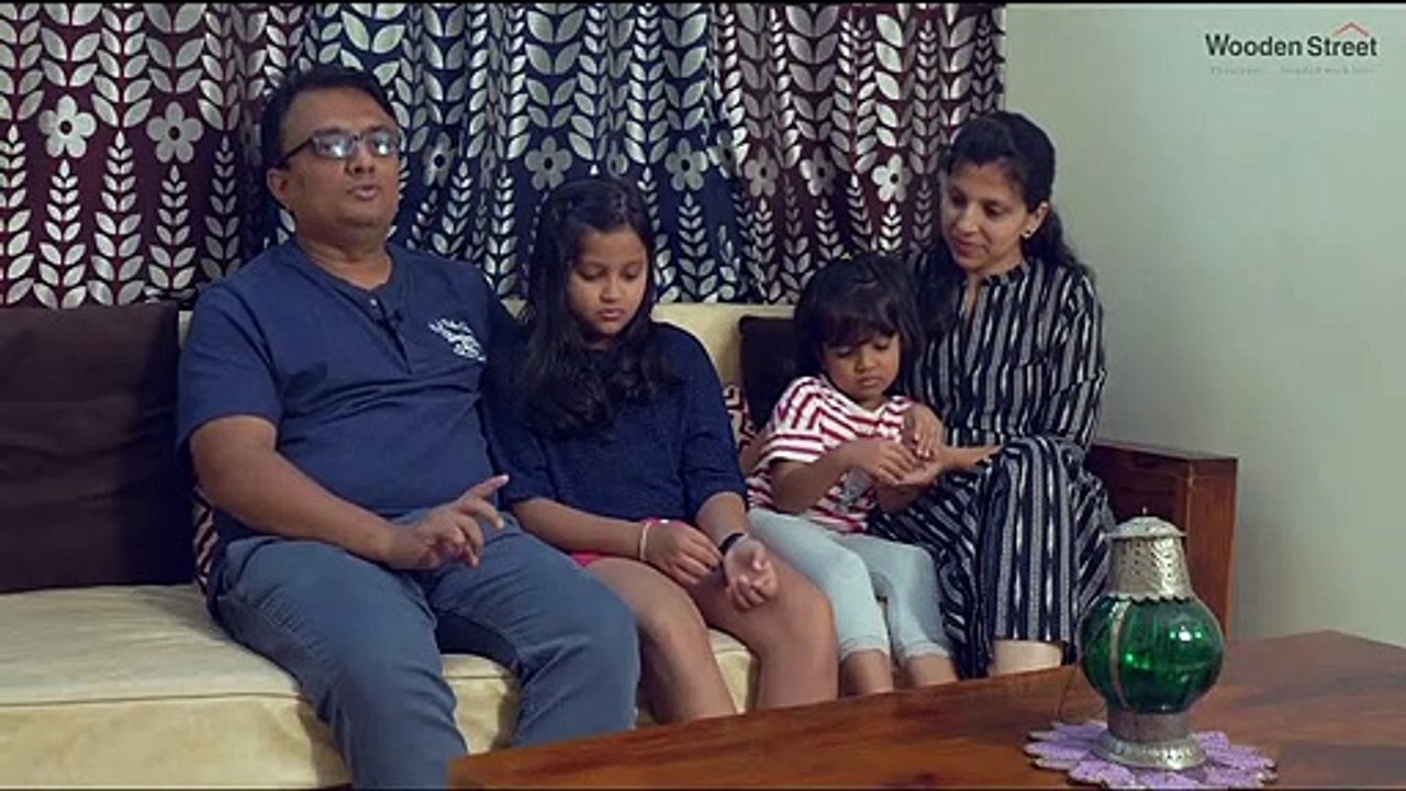 WoodenStreet Review - Vijay and his family describe their experience with WoodenStreet