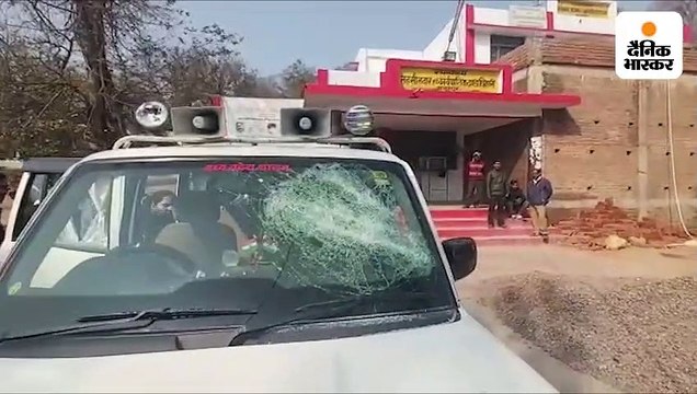 एसडीएम कार्यालय पर हमला: आधा दर्जन बदमाशों ने कक्ष में घुसकर नेमप्लेट और कार के शीशे फोड़े, हवाई फायरिंग की