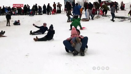 Kayserililer leğen ve bidonla karın tadını çıkardı