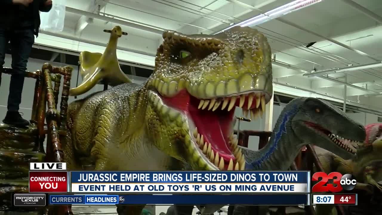 Jurassic Empire brings life-sized animatronic d...
