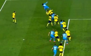 Trabzonspor - F.Bahçe maçında iki takım da verilmeyen penaltılara tepki gösterdi