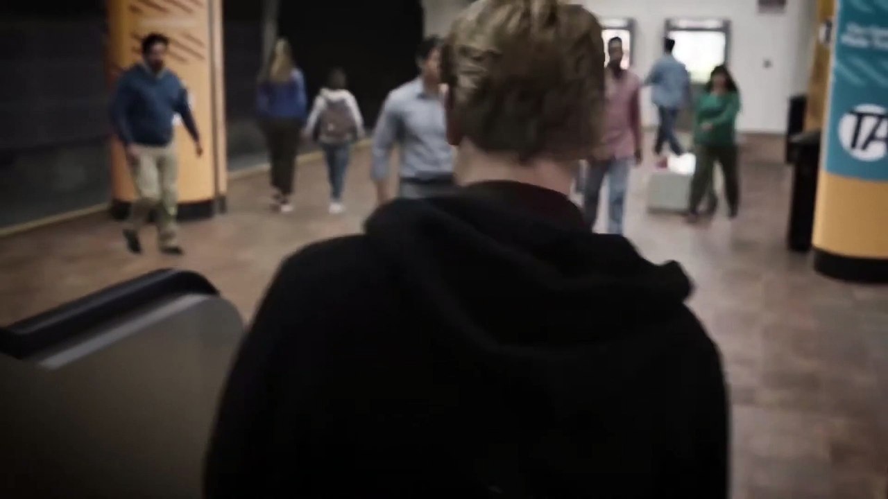 THE FUGITIVE Season 1 - Kiefer Sutherland, Boyd Holbrook