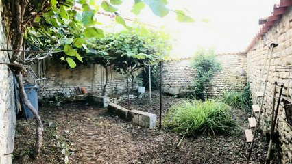 A vendre - Maison/villa - SAINT-JEAN-D&#39;ANGELY (17400) - 4 pièces - 98m²