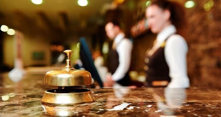 Müşterinin arkasından konuşmak tazminatsız kovulma sebebi kabul edildi