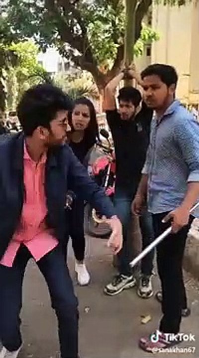 Beautiful Ladies And Hot Girls Figar Ye Nahi Dekha Toh Kya Dekha Musically TikTok Videos