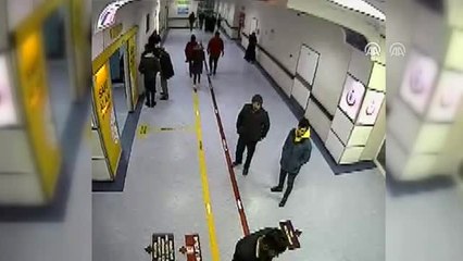 Depremzedelerin yaraları sarılıyor