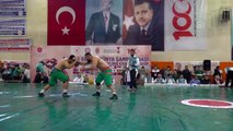 Kahramanmaraş'ta Şalvar Güreşi Dünya Şampiyonası başladı