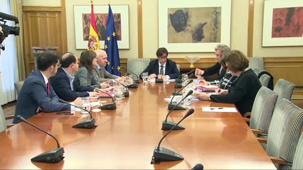 El alemán ingresado en La Gomera "evoluciona bien", según Sanidad