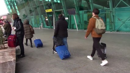 Ora News - Të moshuarit e vetmuar, psikologia: Azilet janë një zgjidhje