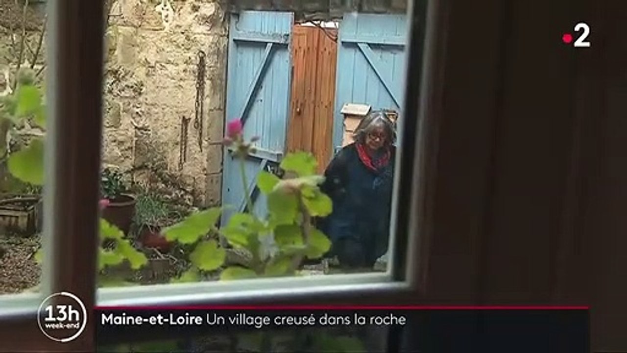 Chemins de traverse : dans le Maine-et-Loire, un village creusé dans la roche