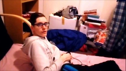 Pranked! - Fake Goal Triggers Manchester United Fan