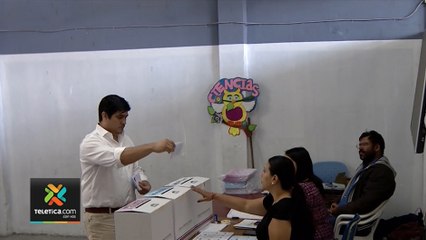 tn7-voto-presidente-carlos-alvarado-020220