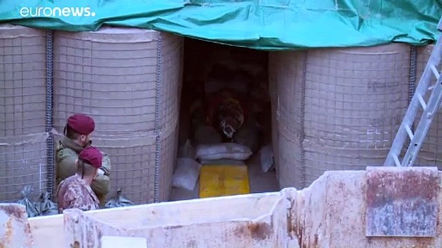 شاهد: بدء عملية إبطال مفعول قنبلة من مخلفات الحرب العالمية الثانية في البندقية