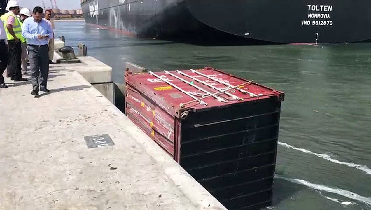 CONTAINER VESSEL ACCIDENT AT KARACHI PORT PART 2