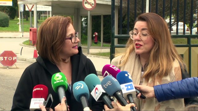 Los repatriados aislados por coronavirus reciben la visita de sus familiares