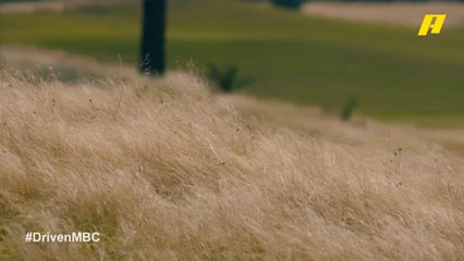 أول تحدي أمام عبد الله.. قيادة سيارة جمع كرات الجولف.. 4 دقائق تكفي لجمع 1030 كرة؟