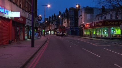 Tres heridos en Londres en un ataque "terrorista" con cuchillo