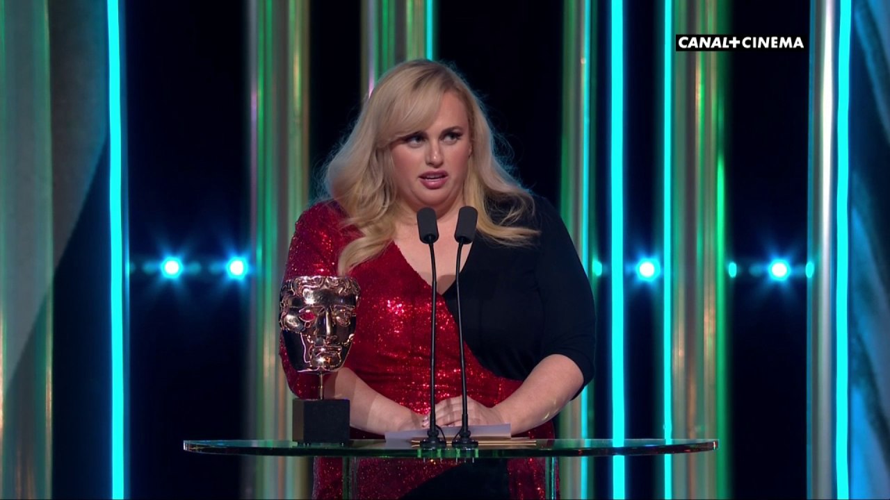Rebel Wilson : "On aura tous une petite pochette surprise...et c'est aussi le nom de mon vagin" - BAFTAs 2020