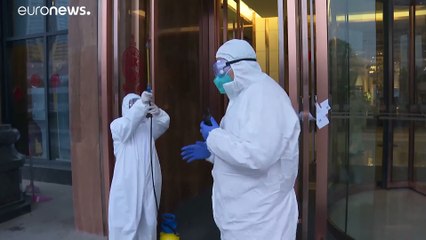 فيروس كورونا: ارتفاع عدد القتلى إلى 360 و5 نقاط أخرى يجب أن تعرفها