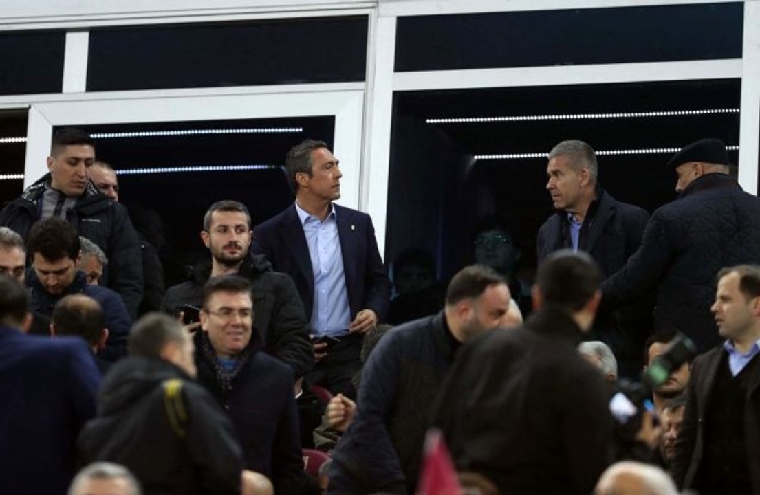 Ali Koç, Trabzonspor maçı sonrası soyunma odasına indi