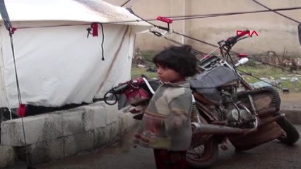 Hatay suriye'de yoğun bombardımandan kaçan aileler, evlerine dönmek istiyor