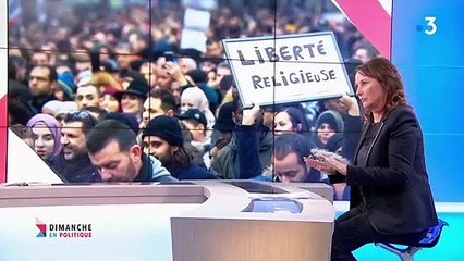 Ségolène Royal s’en prend à Mila : « Je ne suis absolument pas Mila (…) Elle manque de respect. Elle fait sa crise d’adolescence »