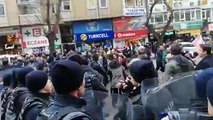 Ankara'da Kızılay protestosuna polis müdahalesi