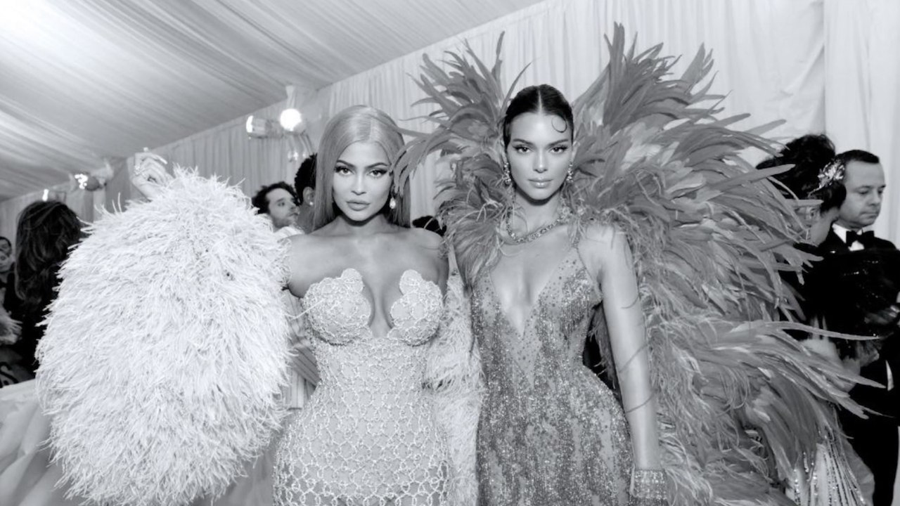 Kylie und Kendall Jenner bringen eine gemeinsame Kosmetiklinie raus