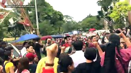 Incoming UP Diliman Chancellor Fidel Nemenzo joins students in singing ‘UP Naming Mahal’