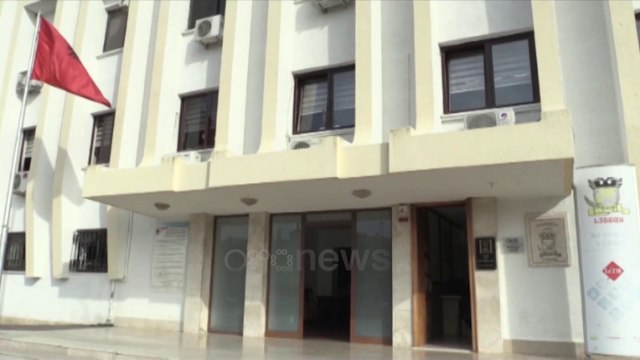 Ora News - Kredi të buta në Lezhë, do të përfitojnë 100 familje të pastreha