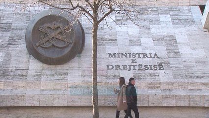 Vdekja e Andon Mëhillajt / Familjarët: Dyshojmë se është helmuar - Lajme - Vizion Plus