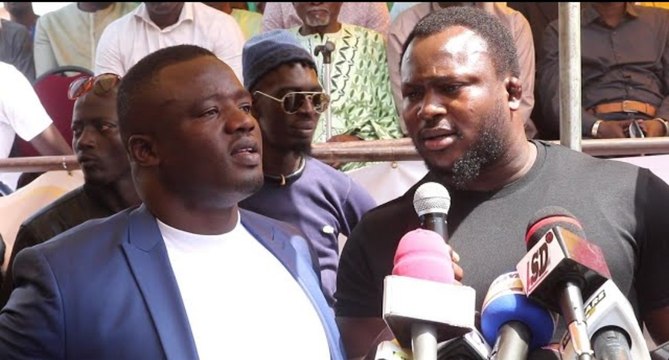 Papa Sow crée sa nouvelle écurie voici les réactions de Modou Lô, Papa Sow et Père Bâ